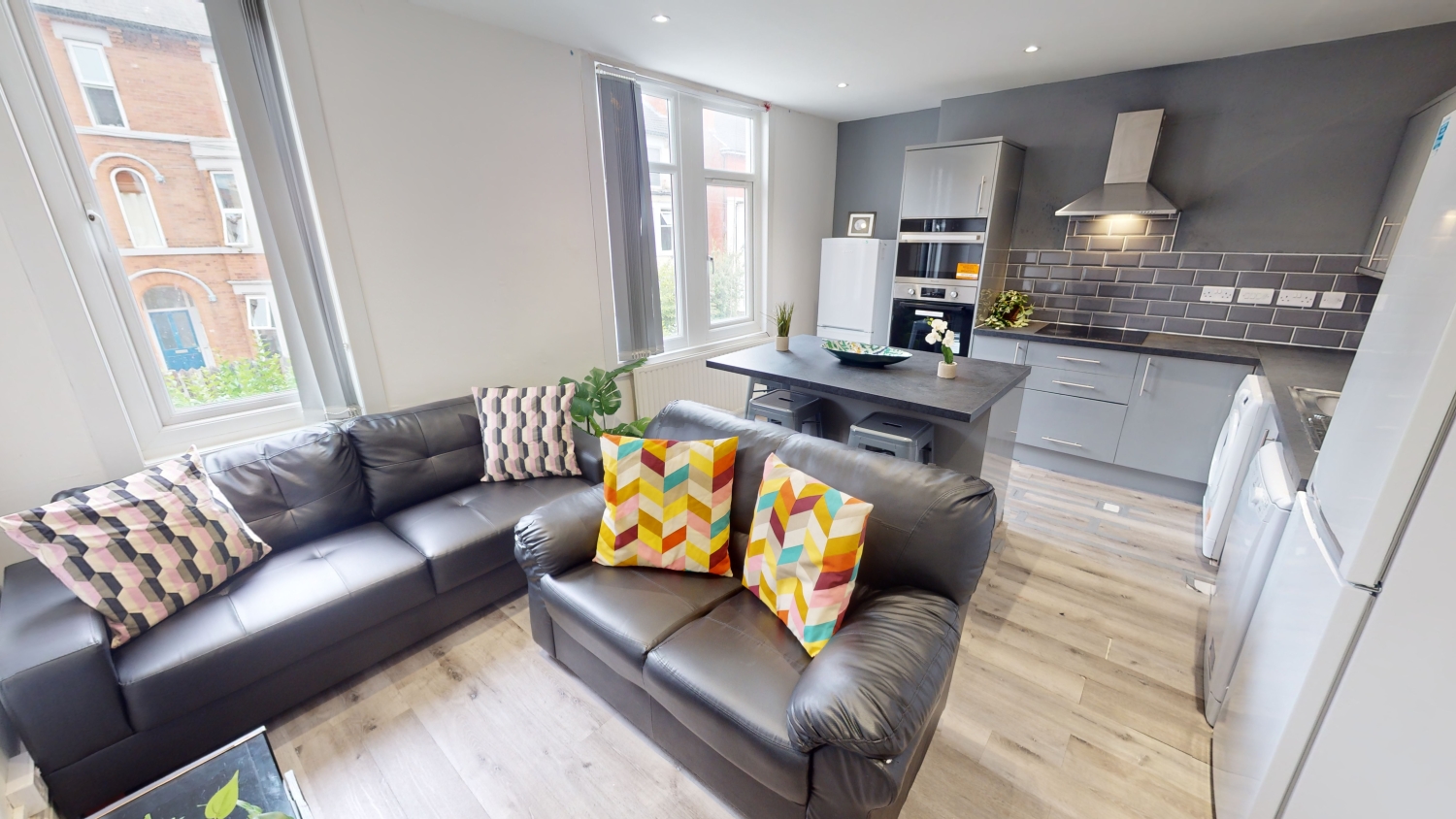 23 Burford Road, Nottingham, NG7 6BB